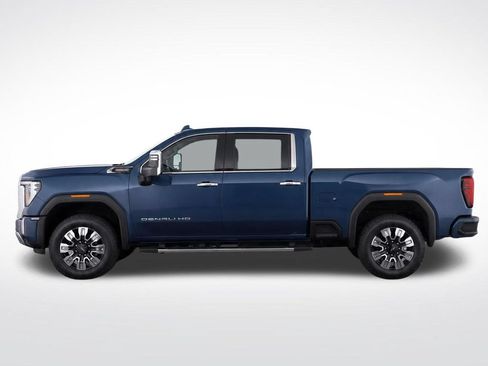 Certified 2025 GMC Sierra 2500 Denali w/ Technology Package AWD/4WD image 8