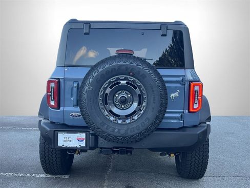 New 2025 Ford Bronco Outer Banks w/ Sasquatch Package image 26