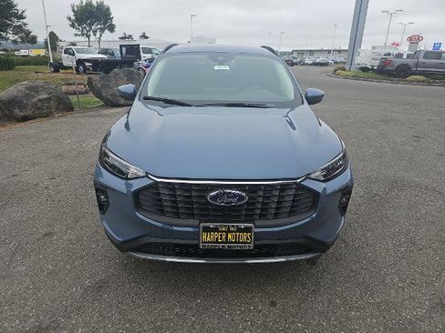 New 2025 Ford Escape SE image 10