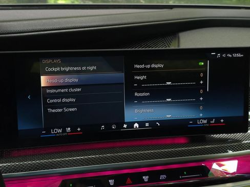 Used 2023 BMW i7 xDrive60 AWD/4WD image 52