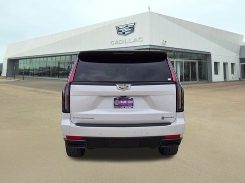 Used 2021 Cadillac Escalade Sport image 5