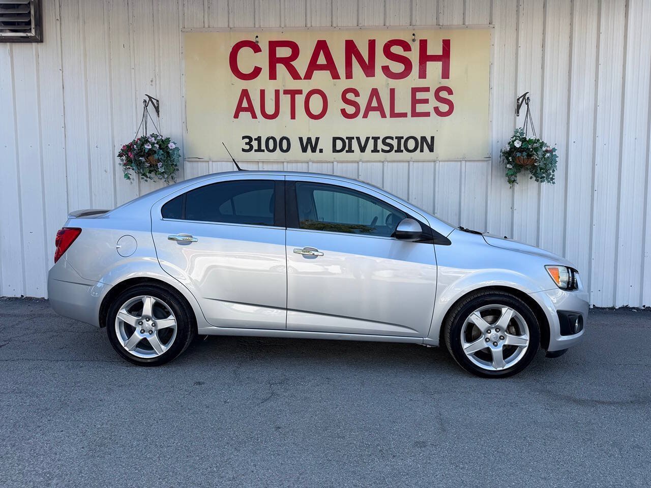 Used 2014 Chevrolet Sonic LTZ FWD image 5