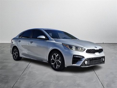 Used 2020 Kia Forte LXS image 6
