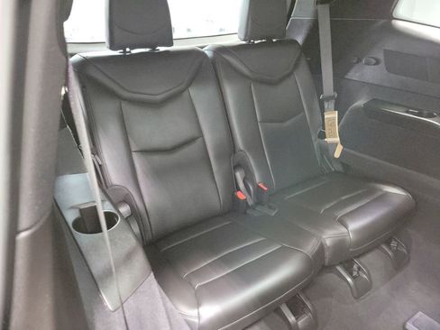 Used 2025 Cadillac XT6 Premium Luxury image 22