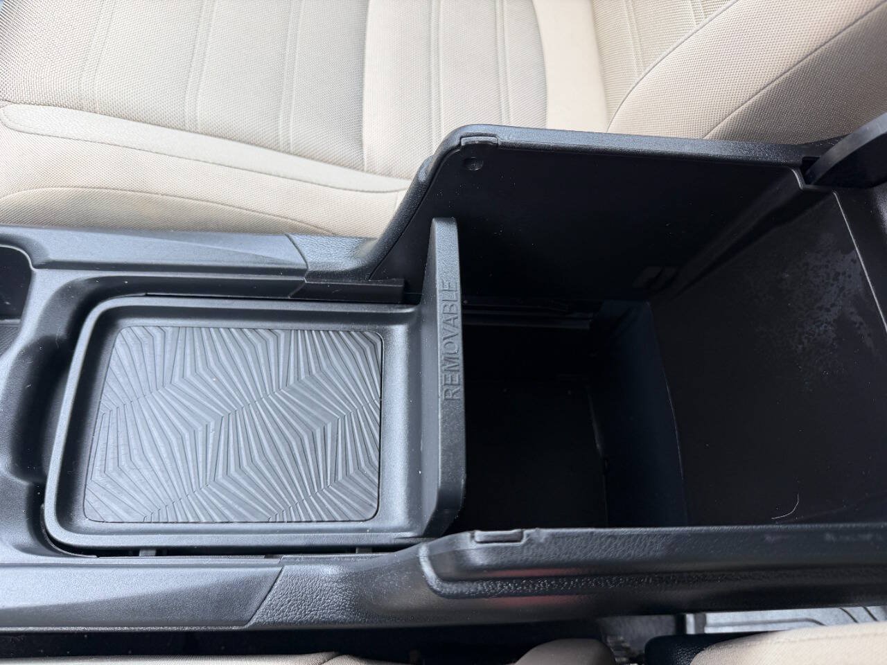 Used 2017 Honda CR-V LX image 45