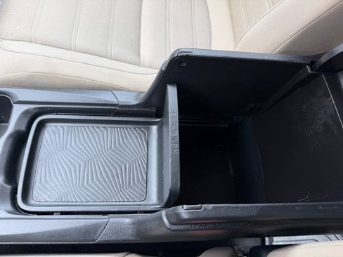 Used 2017 Honda CR-V LX image 45