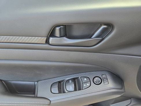 New 2026 Nissan Altima 2.5 SV w/ SV Special Edition Package FWD image 13