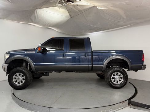 Used 2015 Ford F350 Lariat image 4