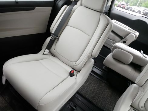 Used 2026 Honda Odyssey EX-L image 12