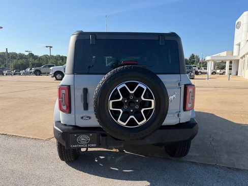 New 2026 Ford Bronco Outer Banks AWD/4WD image 4