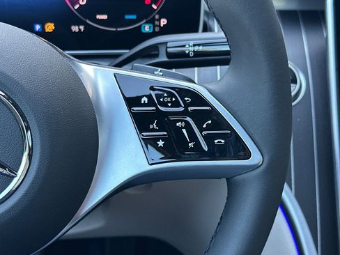 New 2025 Mercedes-Benz C 300 Sedan image 35