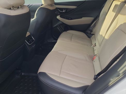 Used 2022 Subaru Outback Limited image 10