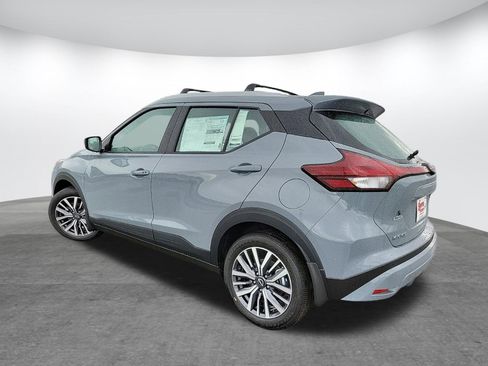 Used 2024 Nissan Kicks SV w/ Interior Electronics Package image 7
