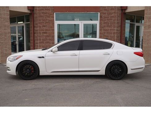 Used 2015 Kia K900 Luxury image 4