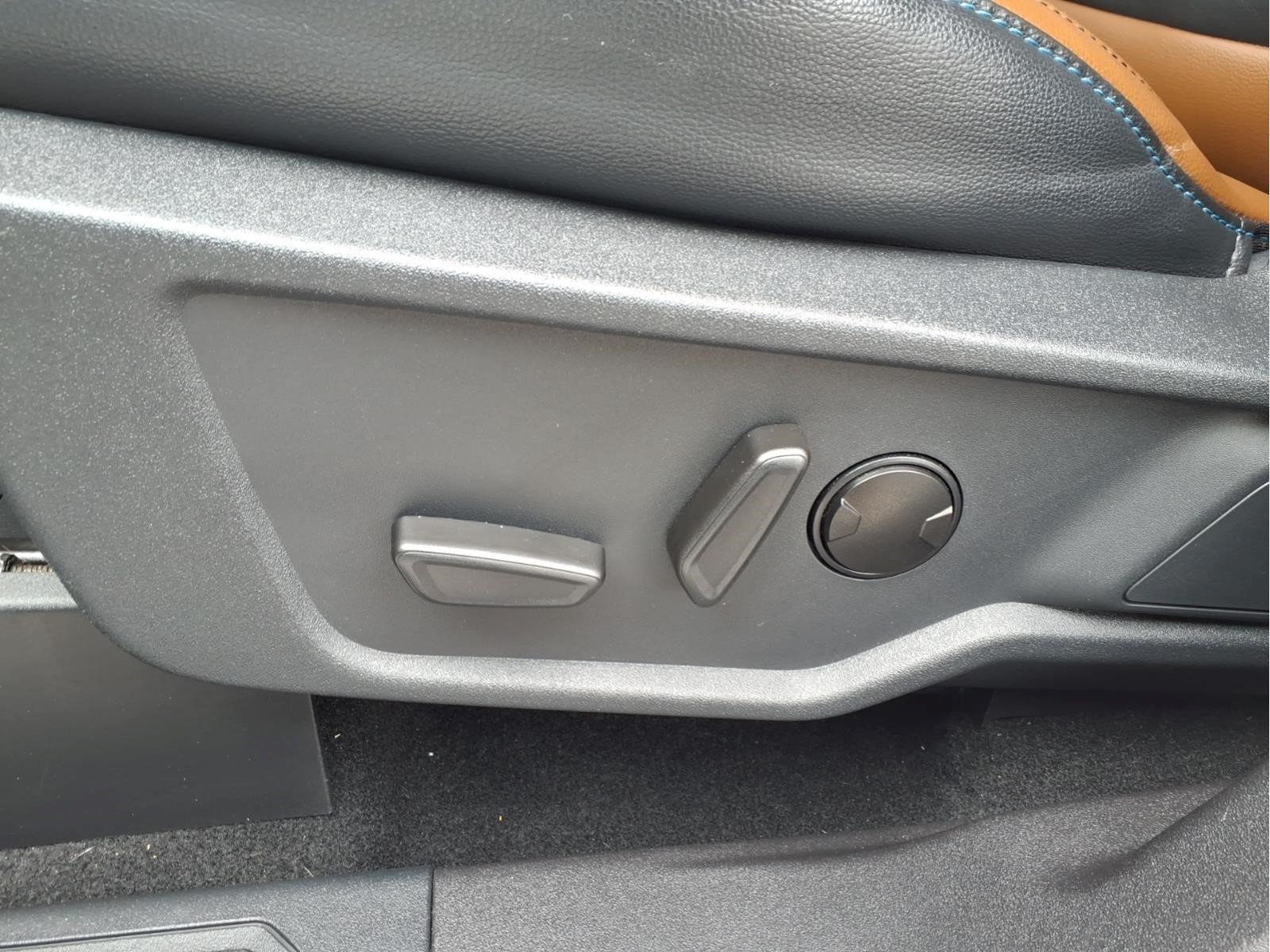 Used 2023 Ford Bronco Outer Banks AWD/4WD image 18
