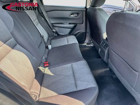 Used 2025 Nissan Rogue SV AWD/4WD image 33