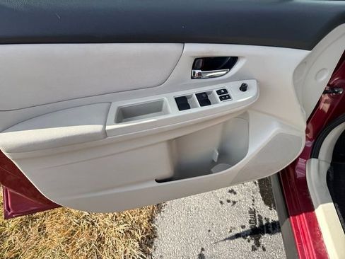 Used 2013 Subaru Crosstrek 2.0i Premium image 10