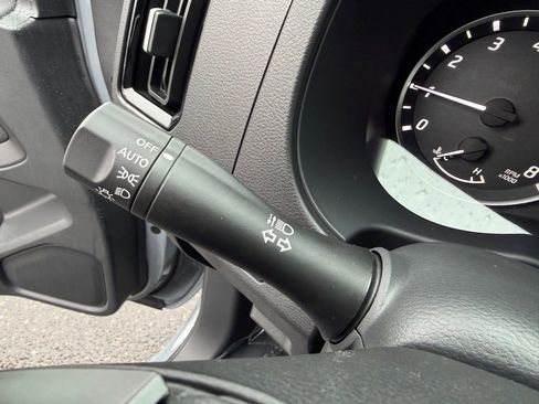 New 2026 Nissan Frontier SV w/ SV Convenience Package image 28