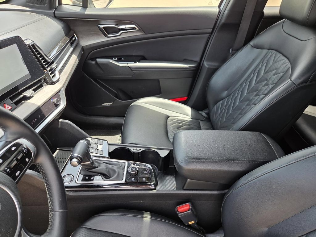 Used 2024 Kia Sportage X-Pro AWD/4WD image 23