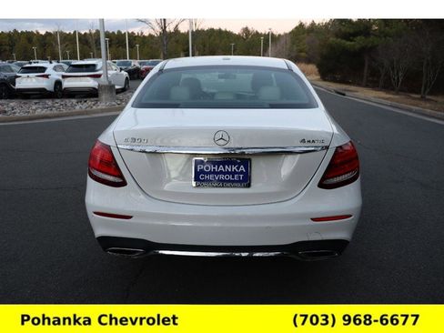 Used 2017 Mercedes-Benz E 300 Sport image 6