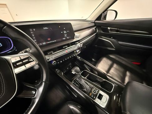 Used 2025 Kia Telluride S AWD/4WD image 82