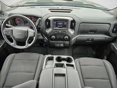 Used 2022 Chevrolet Silverado 1500 Custom Trail Boss AWD/4WD image 17