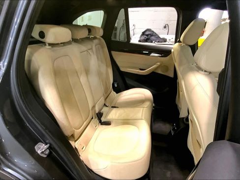 Used 2018 BMW X1 xDrive28i image 19