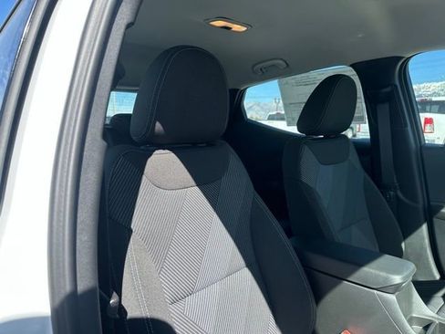 New 2027 Chevrolet Bolt LT w/ Comfort Package FWD image 18
