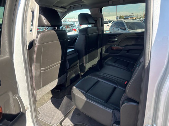Used 2017 GMC Sierra 1500 SLT w/ SLT Premium Package AWD/4WD image 16
