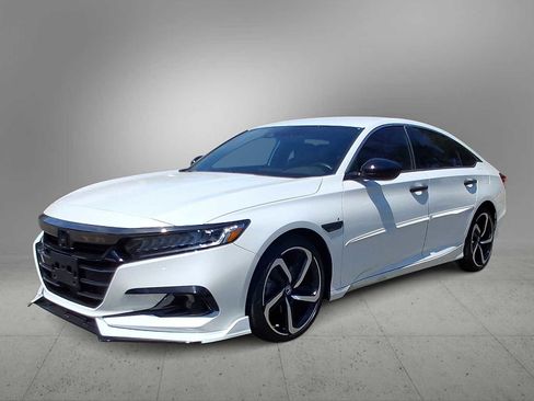 Used 2022 Honda Accord Sport image 4
