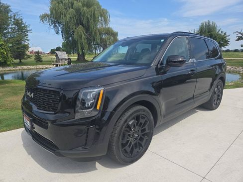 Used 2022 Kia Telluride EX w/ EX Premium Package AWD/4WD image 1