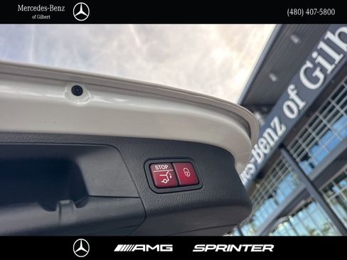 Used 2021 Mercedes-Benz GLA 250 4MATIC image 8
