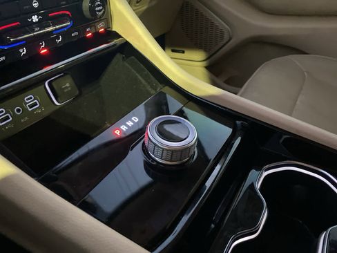 Used 2021 Jeep Grand Cherokee L Limited image 13