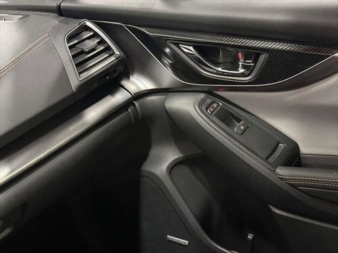 Used 2019 Subaru Crosstrek 2.0i Limited w/ Moonroof Package w/Navigation AWD/4WD image 24
