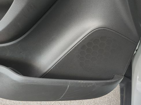 Used 2022 Chevrolet Trax LS w/ Tint and Cruise Package image 25