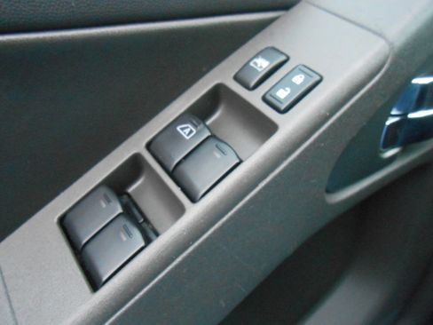 Used 2019 Nissan Frontier PRO-4X w/ Pro-4x Luxury Package image 18