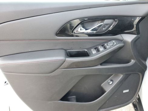 Used 2023 Chevrolet Traverse RS w/ LPO, Floor Liner Package image 23