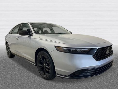 New 2025 Honda Accord SE image 8