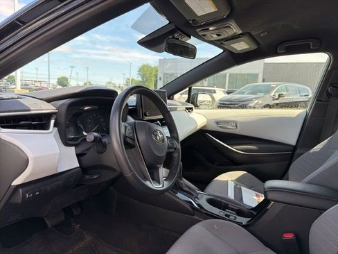 Used 2024 Toyota Corolla SE FWD image 15