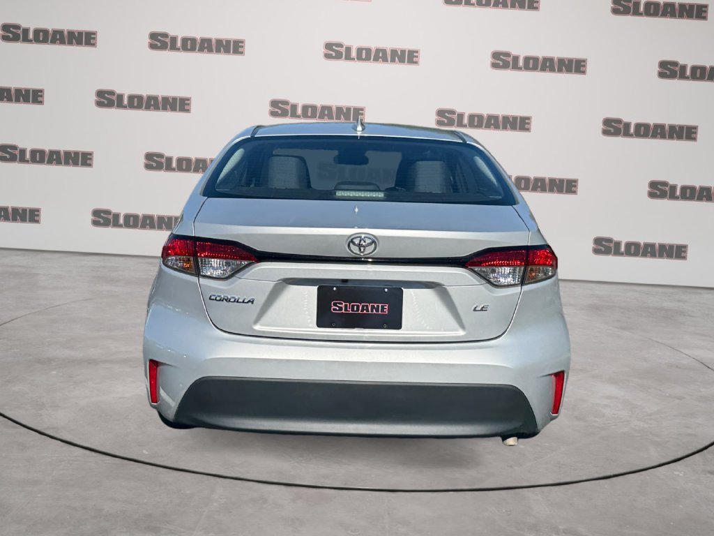 Used 2024 Toyota Corolla LE FWD image 4