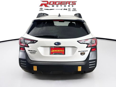 Certified 2025 Subaru Outback Wilderness AWD/4WD image 7