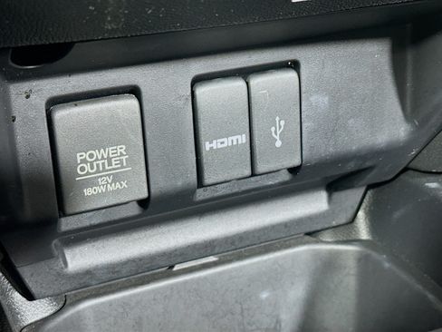 Used 2017 Honda Fit EX-L image 24