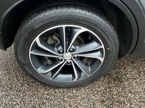 Used 2021 Buick Encore GX Select AWD/4WD image 11