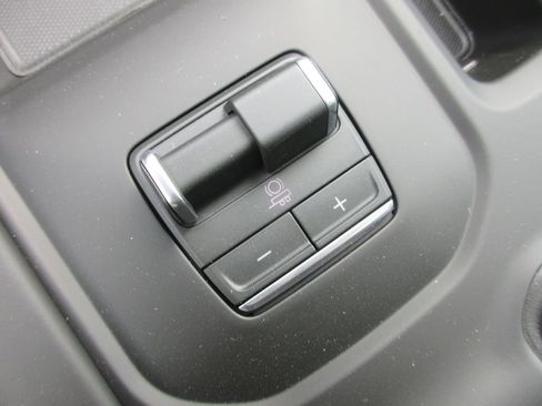 New 2026 GMC Sierra 2500 AT4X w/ AT4X AEV Edition AWD/4WD image 21