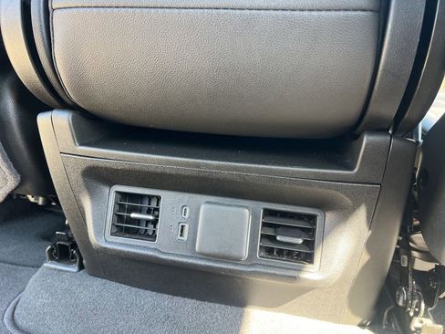 Used 2025 GMC Sierra 1500 SLT image 42