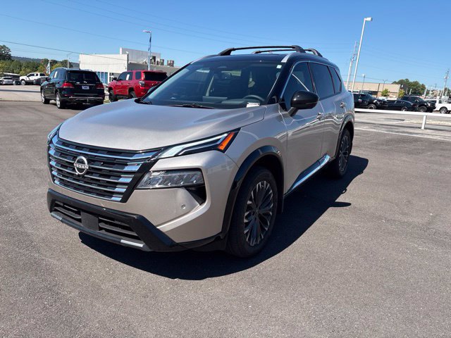 Used 2026 Nissan Rogue Platinum w/ Platinum Premium Package AWD/4WD image 3