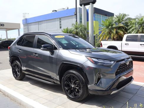 Used 2024 Toyota RAV4 XSE AWD/4WD image 3