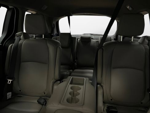 Used 2023 Honda Odyssey Touring image 12