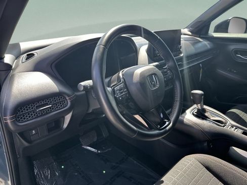 Used 2025 Honda HR-V Sport image 19