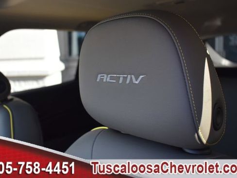 New 2026 Chevrolet Trax ACTIV w/ Sunroof Package image 16
